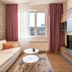 Stylish 1bdr Apartment